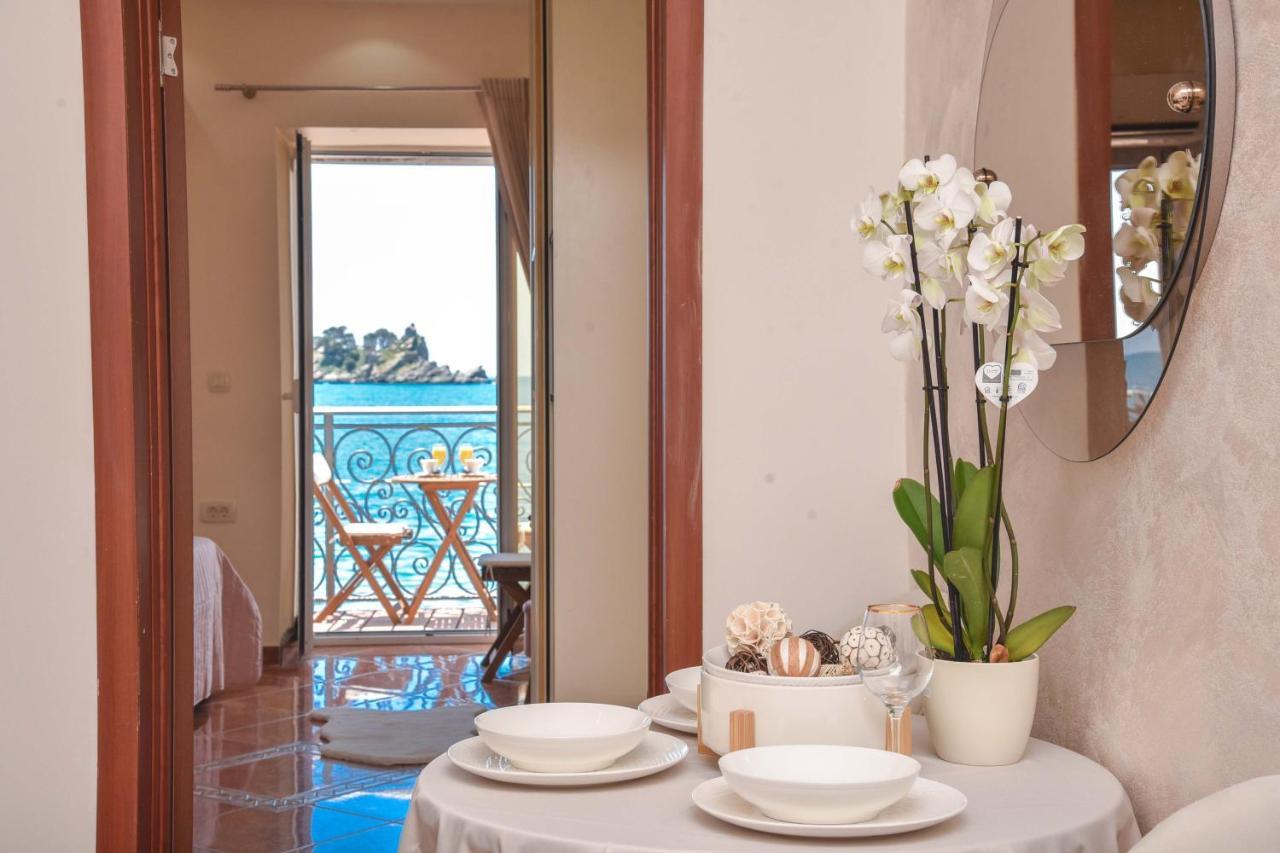 Beach House Petrovac Eksteriør bilde